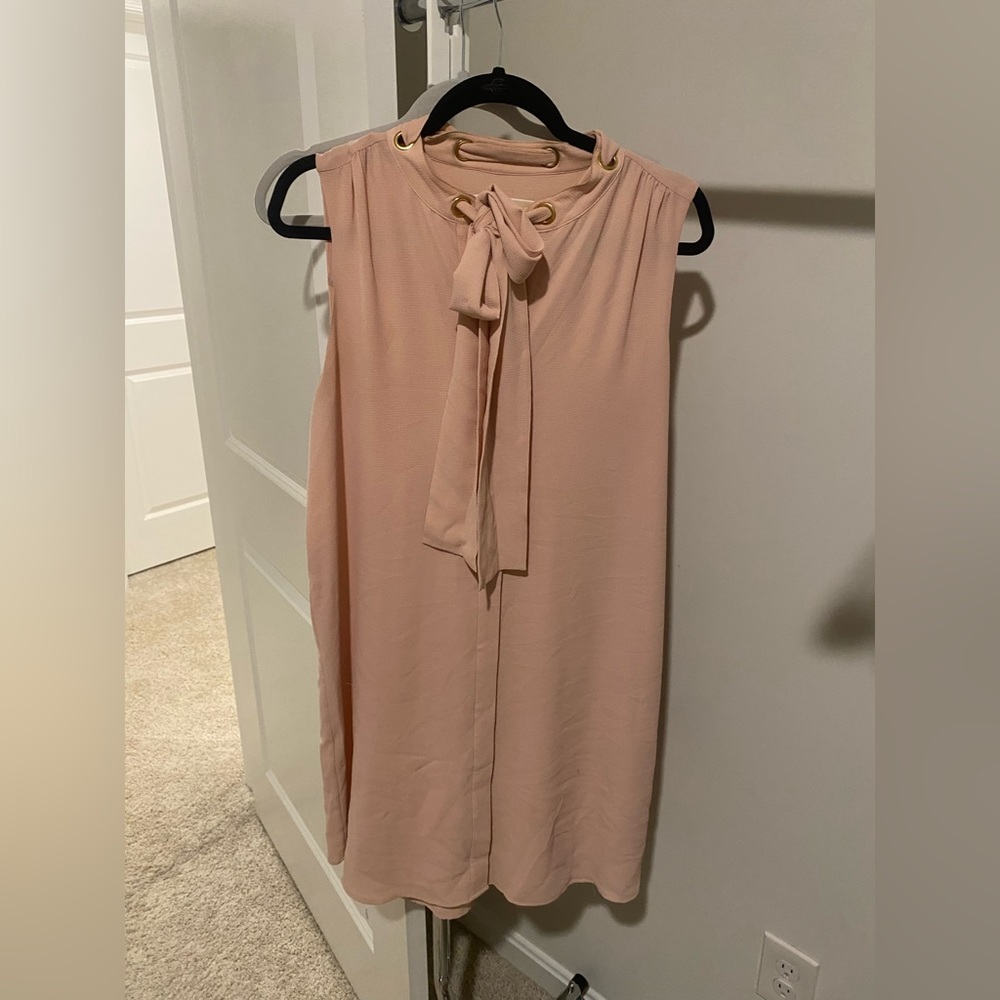 Women’s dress